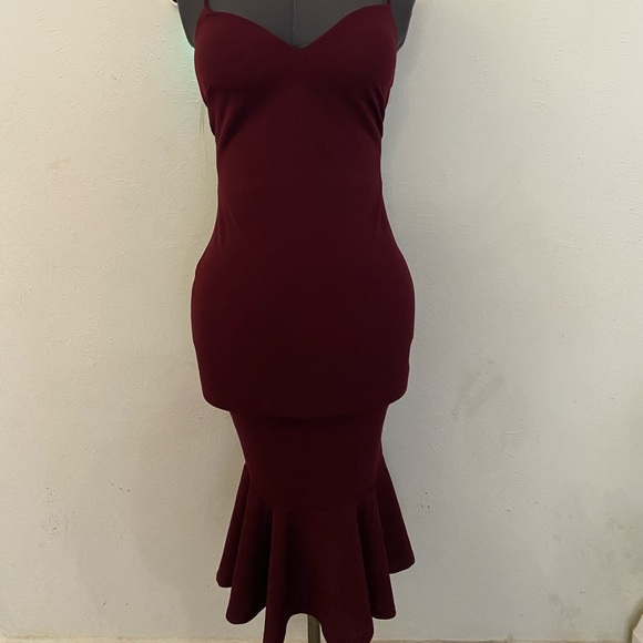 Burgundy dress - Picture 1 of 7